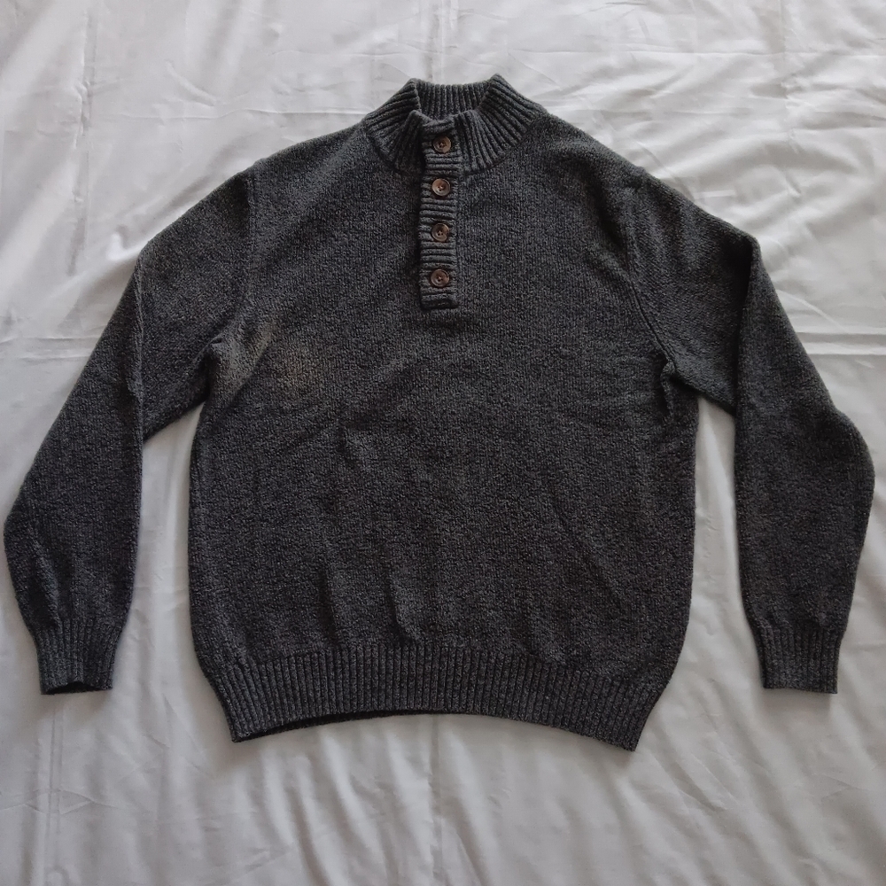 Izod sweater